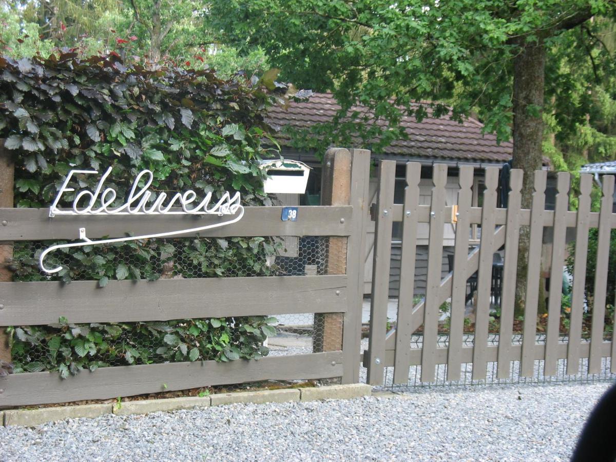 Durbuy Kleine Familiechalet Edelweiss 4 A 5 Pers 외부 사진